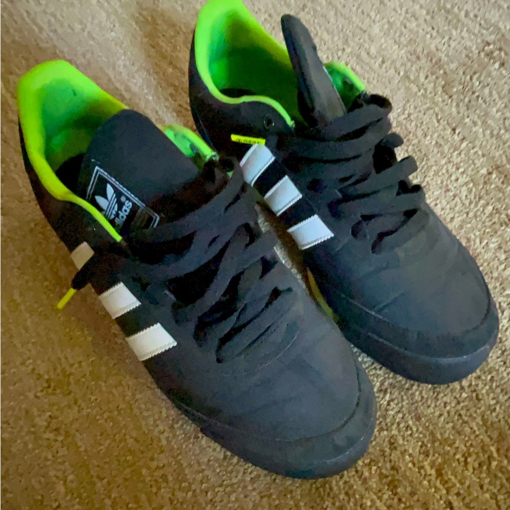Adidas Orion Sneakers
